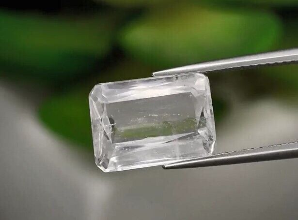 4.50ct 12x9mm Scissor-Cut Natural White Goshenite Beryl, Madagascar