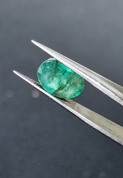 3.82ct 10.6x8.3mm Oval Natural Emerald - Zambia
