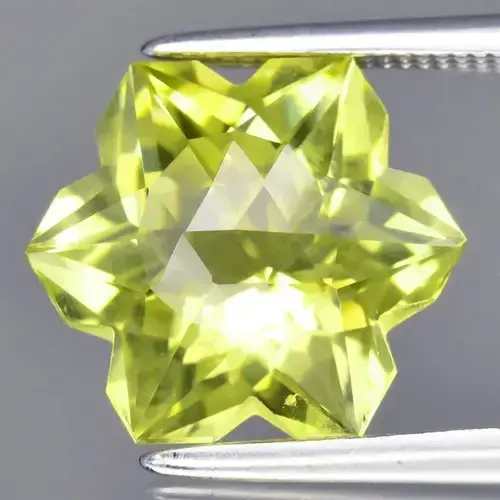 3.53ct 10x10mm VS Snowflake Natural Olive Quartz - Brazil Gemstone