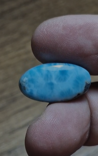 18.40ct 24x13.2mm Oval Larimar