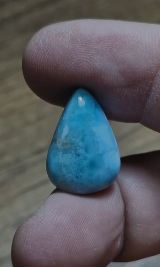 13.90ct 21x14.8mm Pear Larimar