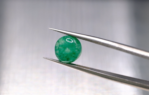 3.76ct 8.5x6.3mm Round Natural Emerald Drilled Beads