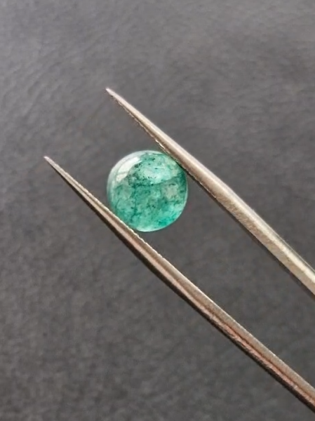 3.04ct 8.1x6mm Round Natural Emerald Drilled Beads