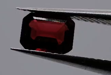 1.08ct 6.9x5.1mm Octagon Natural Red Garnet