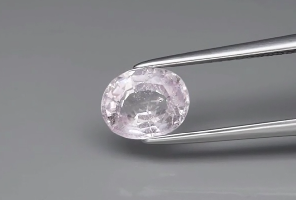 1.43ct 7.5x6mm Oval Very Light Pink Sapphire Madagascar *Heated