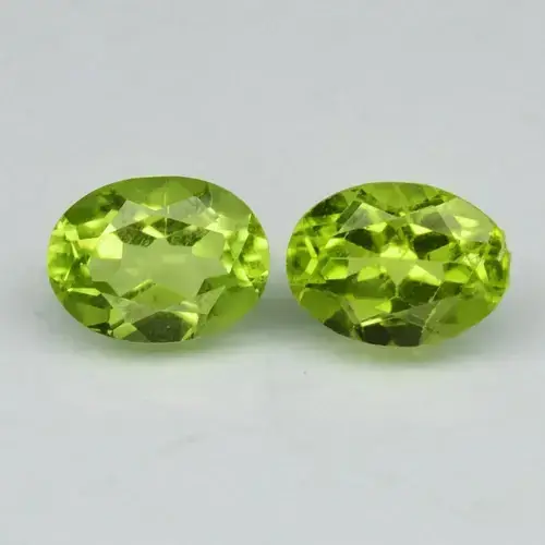 2.61ct Pair 2pcs Oval Natural Green Peridot - Untreated, Pakistan Gems