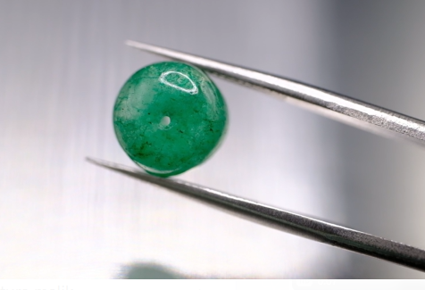 4.09ct 8.8x7.1mm Round Natural Emerald Drilled Beads
