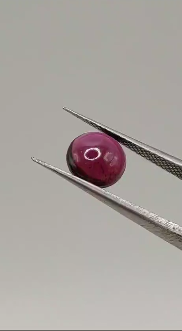2.15ct 8mm Round Natural Garnet