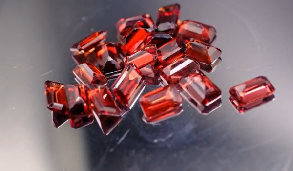 7.54ct  20Pcs Lot  5x3 mm. Emerald Cut  Natural Red  Garnet Mozambique