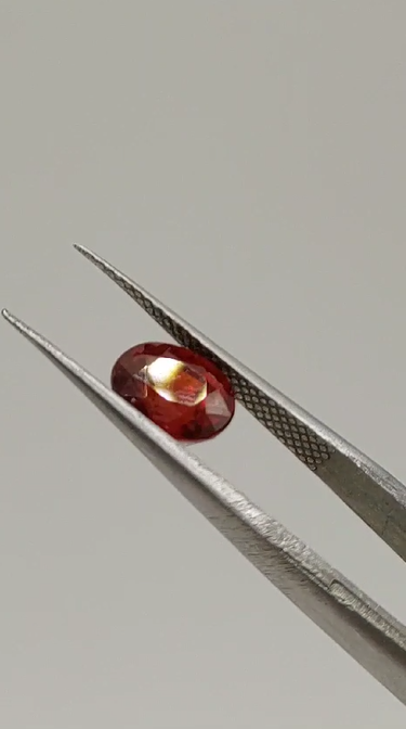 2.15ct 7.5x6.1mm Oval Natural Garnet