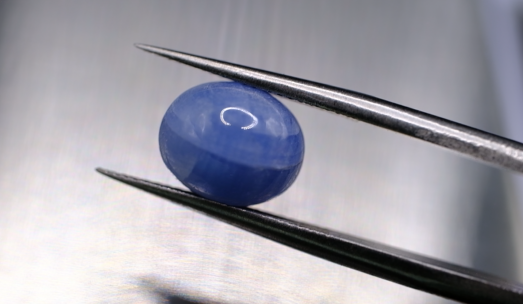 4.24ct 9.5x7.8mm Oval Cabachon Natural Unheated Sapphire