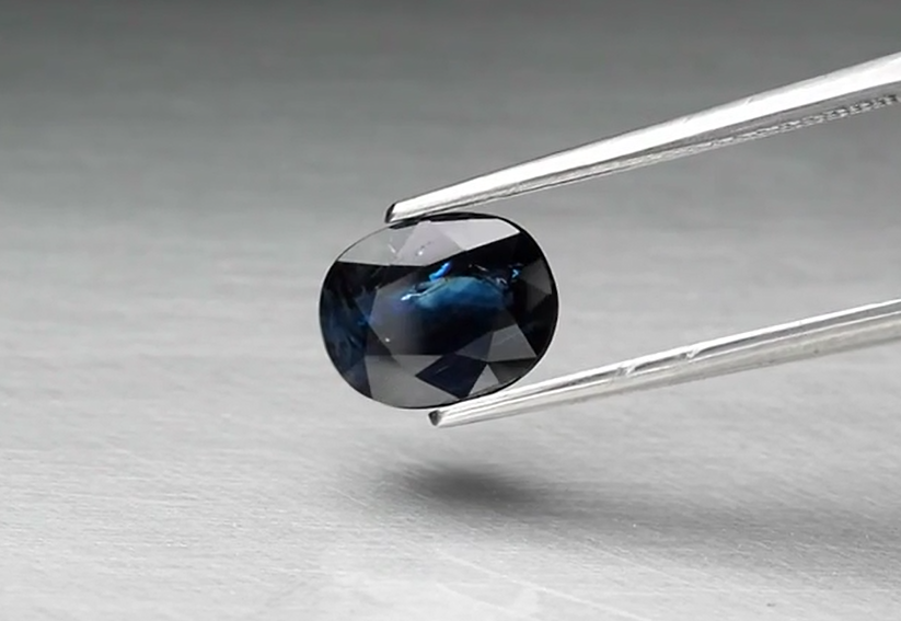 2.21ct 8.8x6.9mm Oval Green-Deep Blue Sapphire Africa, Heated