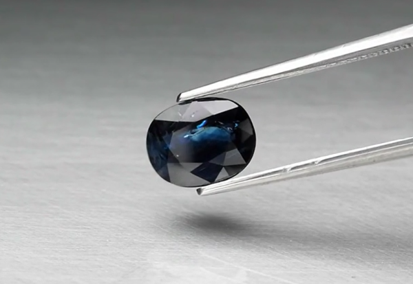 2.21ct 8.8x6.9mm Oval Green-Deep Blue Sapphire Africa, Heated