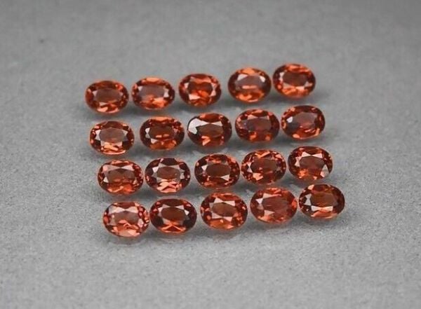 4.58ct 20pcs Lot  t.w Oval Natural Reddish Orange Garnet, Mozambique