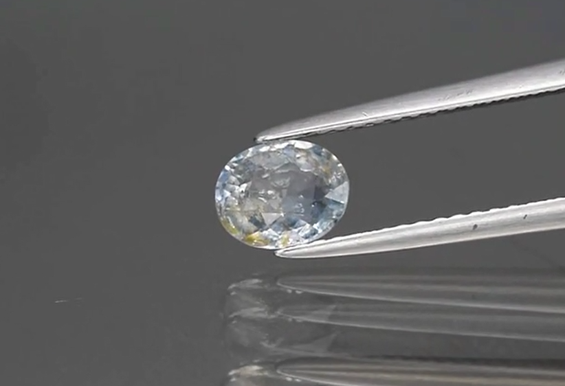 0.90ct 6.2x4.8mm Oval Light Purple Sapphire Unheated Madagascar