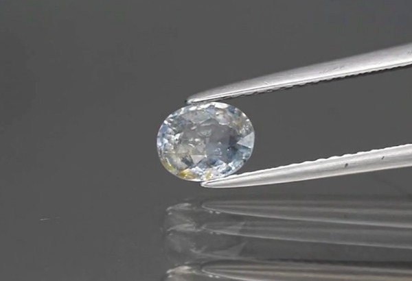 0.90ct 6.2x4.8mm Oval Light Purple Sapphire Unheated Madagascar