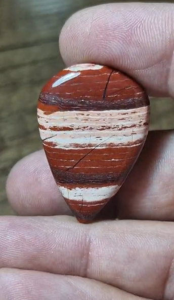 39.00ct 34.7x24mm Natural Pear Snake Skin Jasper