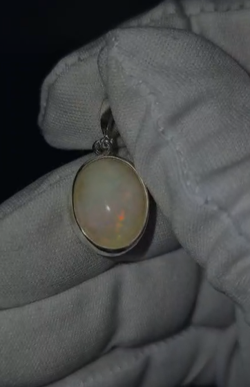 2.42gr Natural Ethiopia Opal 925 Ayar Gümüş Kolye Ucu