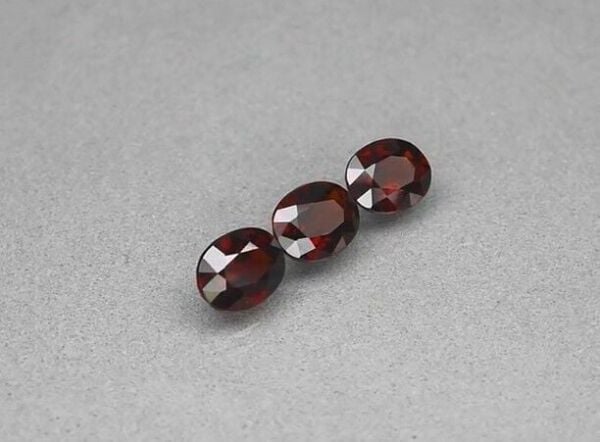 3pcs Lot 5.91ct t.w Oval Natural Orangish Red Garnet, Africa