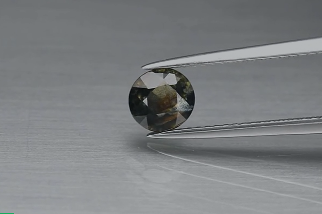 1.07ct 6.2x5.8mm Oval Green Sapphire Unheated Madagascar