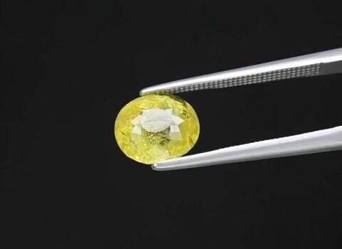 2.95ct 8.5x7.5mm Oval Natural Greenish Yellow Grossular Garnet, Africa