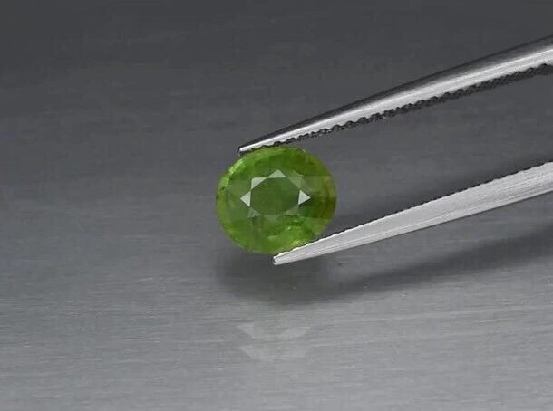 1.41ct 7.5x6.6mm Oval Natural Green Grossular Garnet, Africa