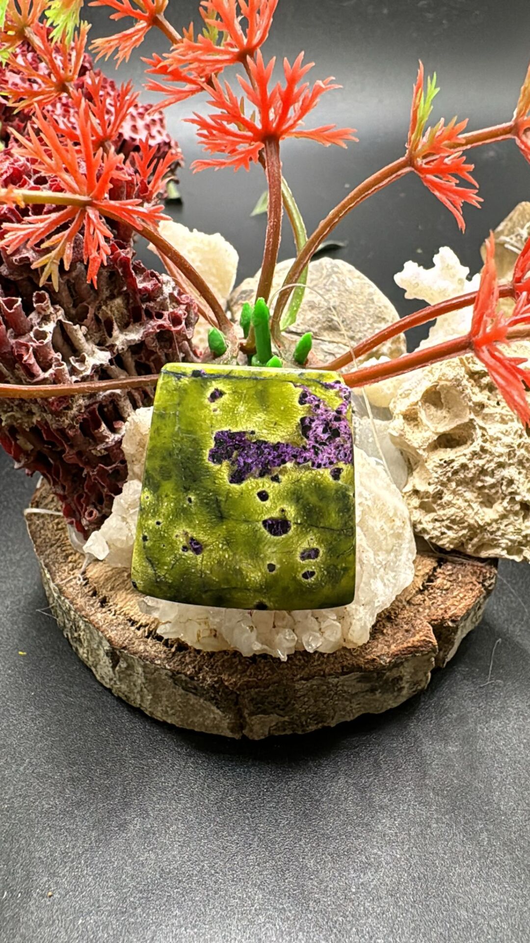 25.45 ct 26x24.3 mm Natural Atlantisit