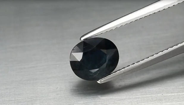 2.13ct 7.7x6.6mm Oval Deep Blue Sapphire Australia, Heated