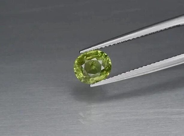 1.26ct 7.2x6mm Oval Natural Green Grossular Garnet, Africa