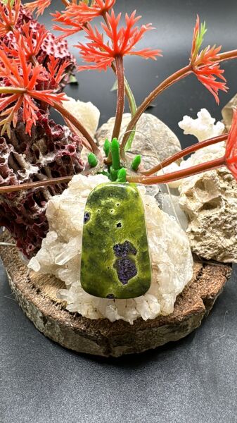 16.05 ct 25x15.5 mm Natural Atlantisit