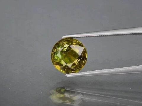3.97ct 9.3mm Round Natural Yellowish Green Grossular Garnet, Africa