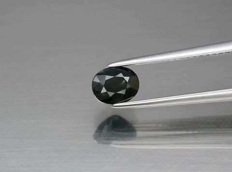 1.00ct 6x4.7mm VS Oval Green Sapphire Thailand, Heated