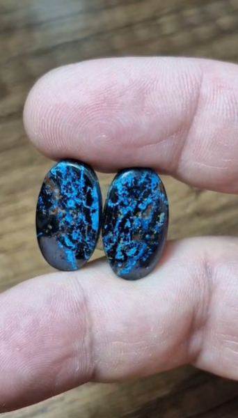 22.35ct 20x11.1mm Oval Pair Natural Azurite