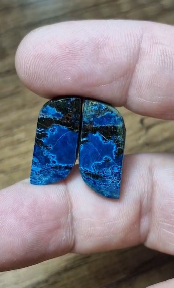 25.45ct 25.7x10.5mm Fancy Pair Natural Azurite