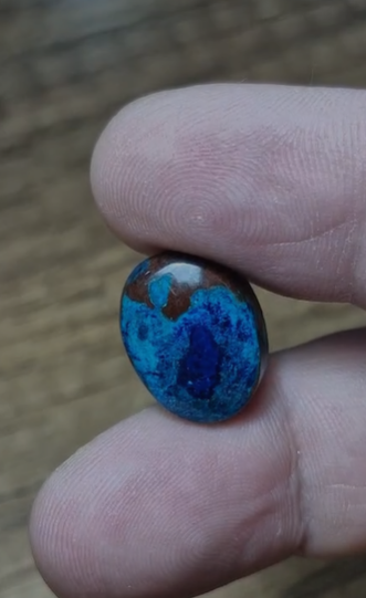 12.85ct 16.8x13.5mm Oval Natural Azurite