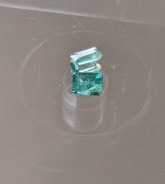 0.86ct 2pcs Lot 6x3.8mm Octagon Natural Emerald Zambia