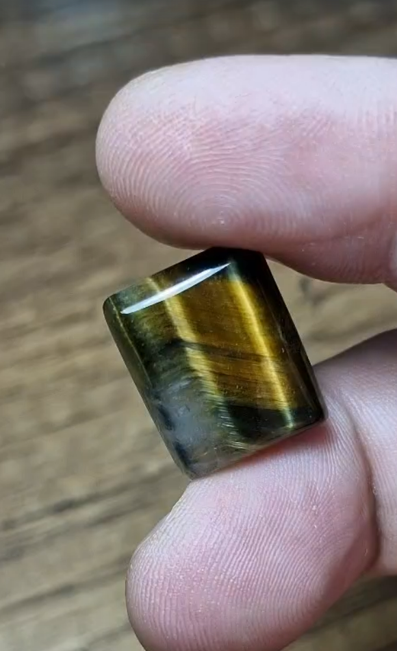 13.75ct 18.4x14.6mm Octagon Natural Bi Color Tiger Eye
