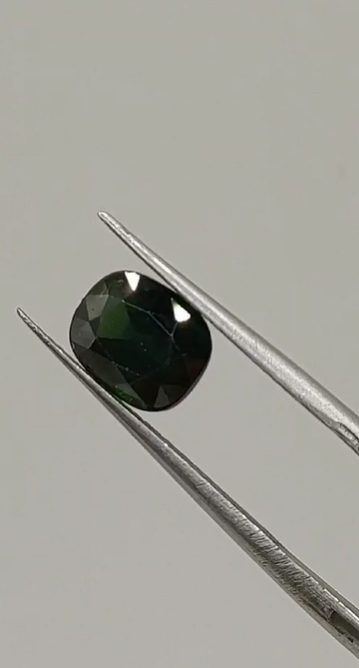 2.60ct 8x6.6mm Oval Natural Sapphire, Heated