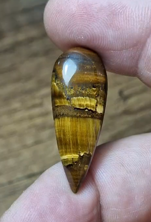 22.15ct 33.4x13.1mm Pear Natural İron Tiger Eye
