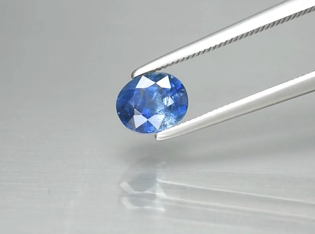 1.05ct 6.3x5.2mm Oval Blue Sapphire Thailand, Heated