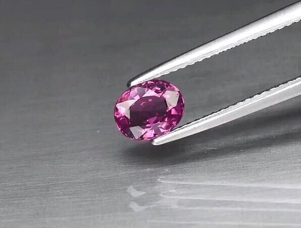 1.16ct 6.7x5.3mm Oval Natural Pinkish Purple Rhodolite Garnet, Madagascar