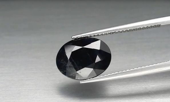 5.32ct 12.3x9.5mm Oval Dark Blue Sapphire Madagascar, Heated