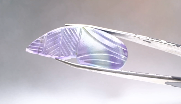 39.55ct 43.6x17.7mm Natural Carving Fluorite