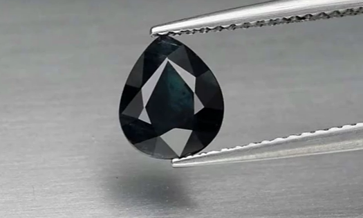 1.40ct 7.7x6.4mm Pear Green-Deep Blue Sapphire Australia, Heated