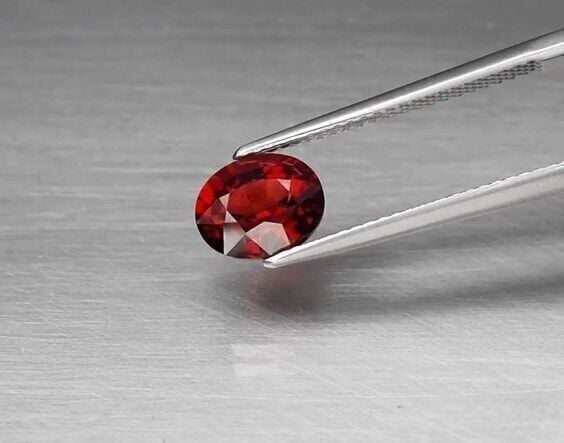 2.03ct 8x6.4mm Oval Natural Purplish Pink Rhodolite Garnet, Africa