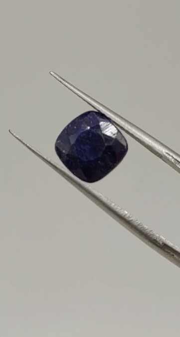 2.95ct 8.1x81 Cushion Natural Sapphire  ( Dyed )