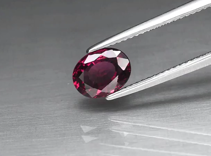 1.79ct 8.2x6.3mm Oval Natural Pinkish Purple Rhodolite Garnet, Madagascar