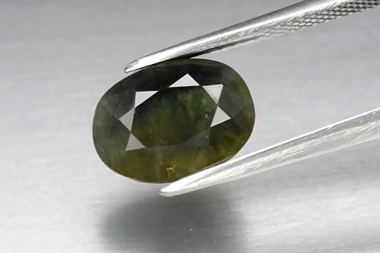 4.69ct 11.3x8.5mm Oval Green Sapphire Africa, Heated