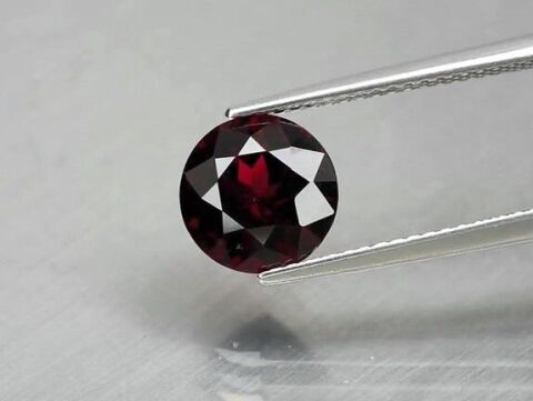 2.74ct 8.2mm Round Natural Deep Reddish Purple Rhodolite Garnet, Madagascar