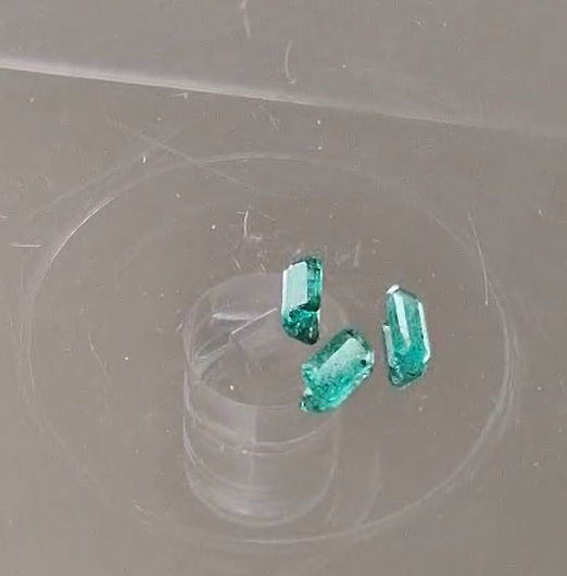 0.45ct 3pcs Lot 4.5x2.5mm Octagon Natural Emerald Zambia